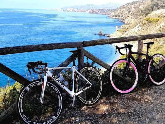 A 100M De Playa Piscina Y Todos Los Servicios Lägenhet Torrox Exteriör bild