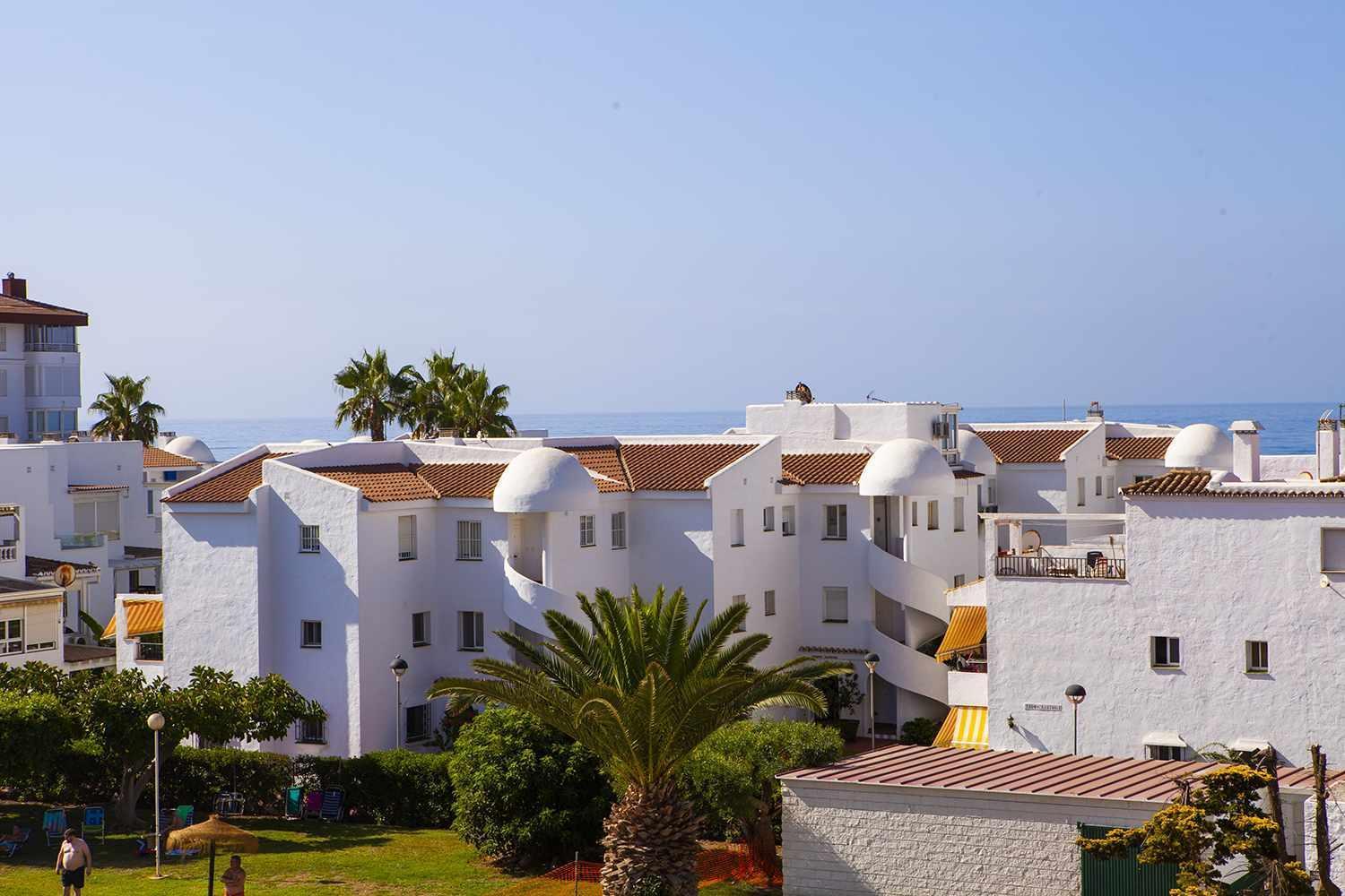 A 100M De Playa Piscina Y Todos Los Servicios Lägenhet Torrox Exteriör bild